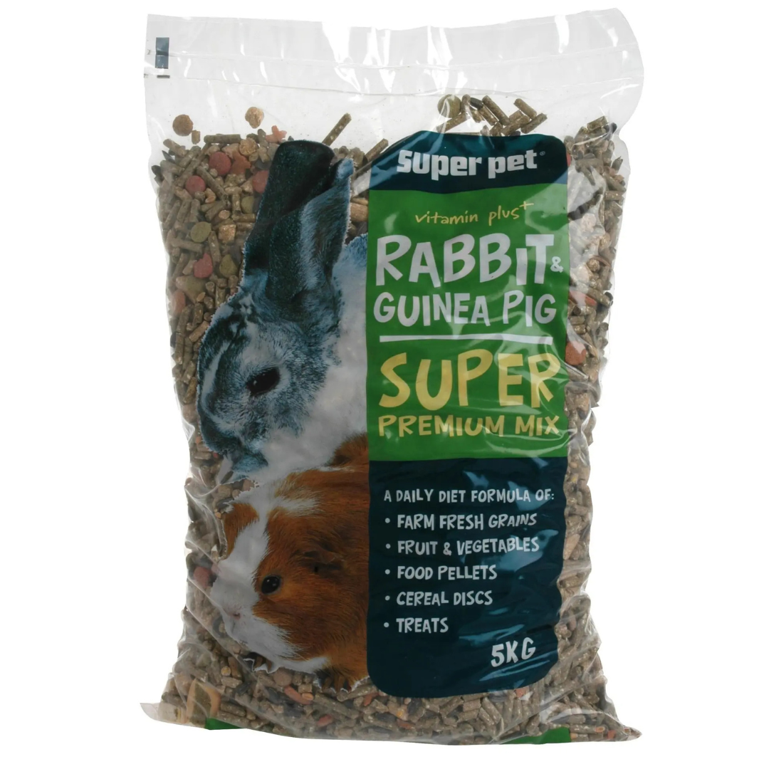 A closer look at Bespoke Guinea Pig Pellets Mix